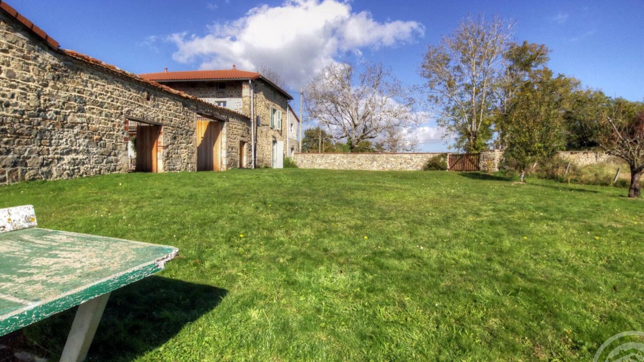 Photo of Outdoor in Lure