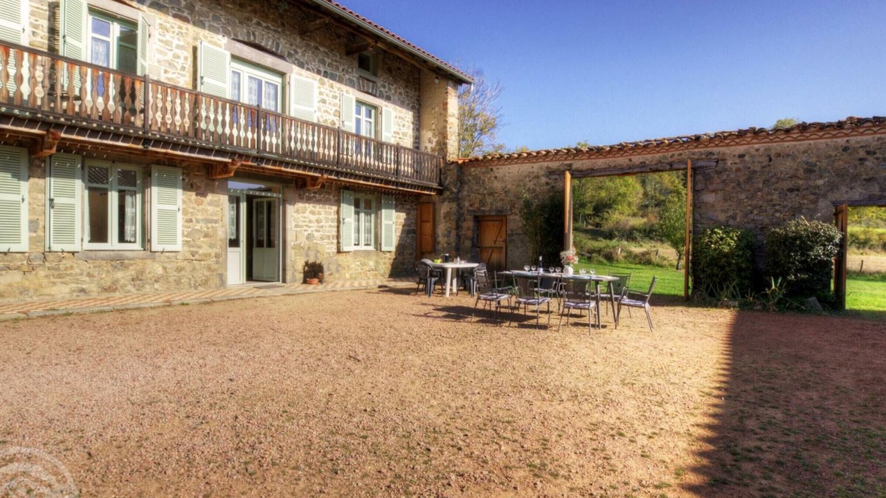 Photo of Patio Balcony in Lure