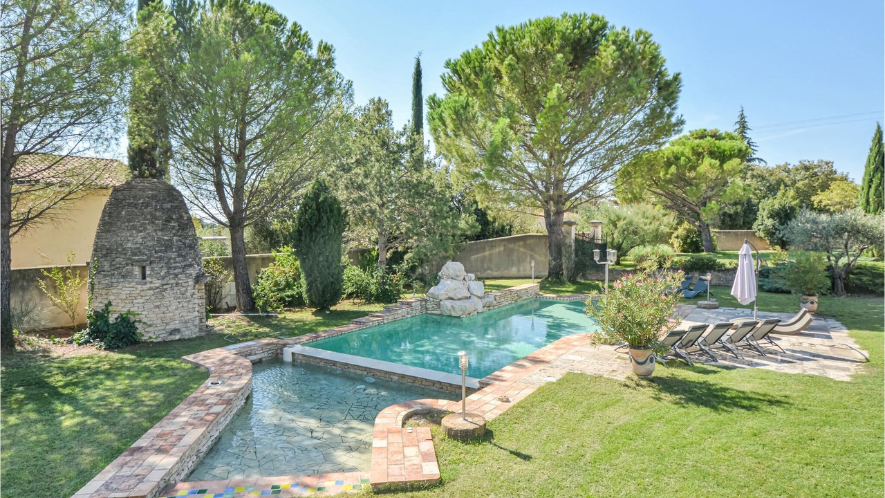 Photo of Outdoor in Saint-Pierre-de-Vassols