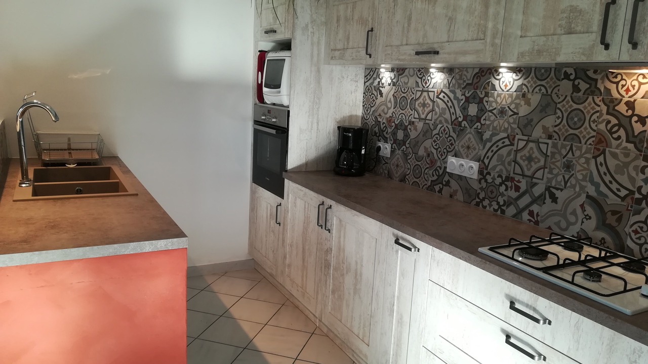 Photo of Kitchen in Entrechaux