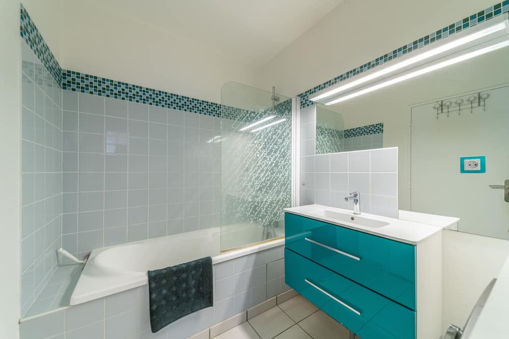 Photo of Bathroom in Chalon-sur-Saone