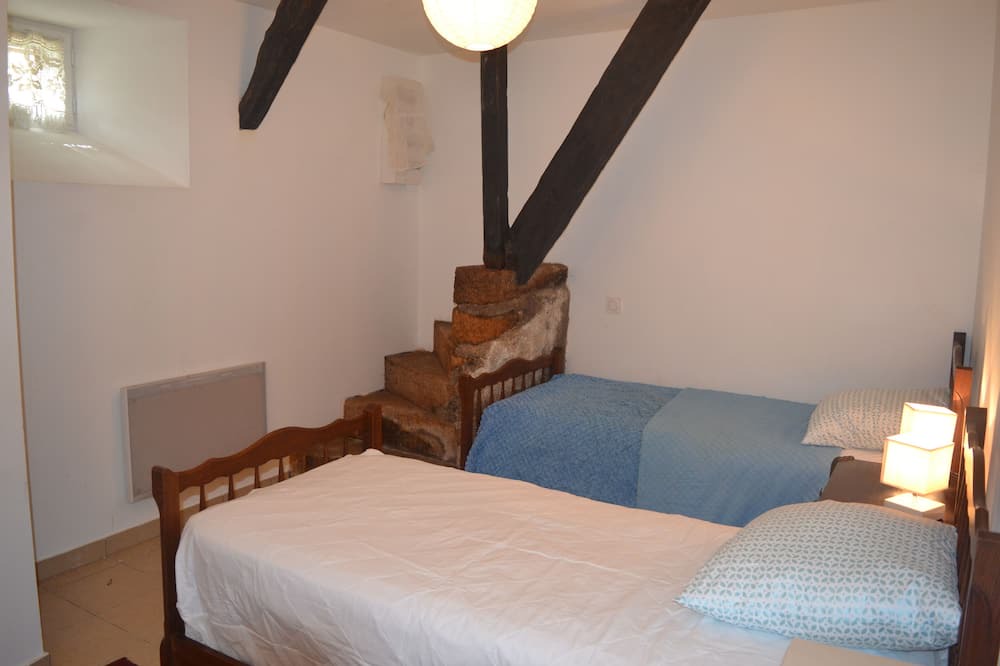 Photo of Bedroom in Grezes