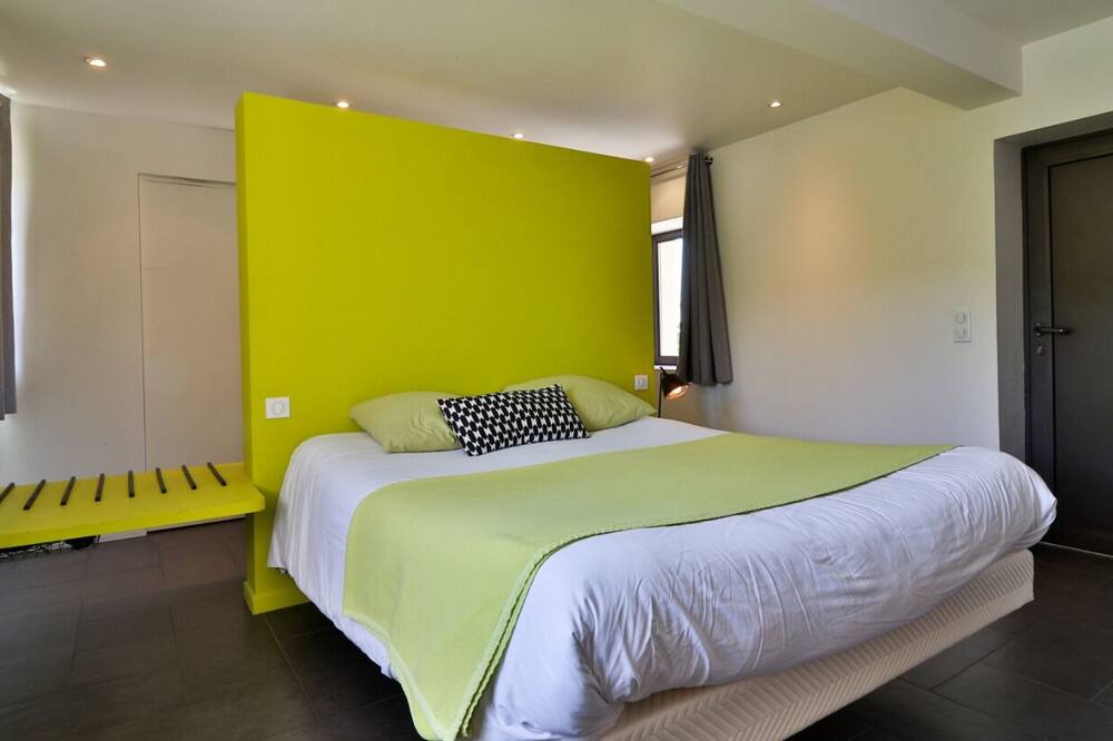 Photo of Bedroom in Vaison-la-Romaine