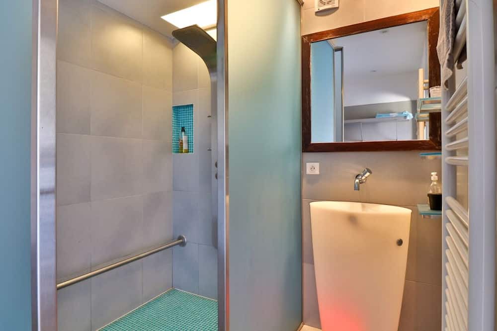 Photo of Bathroom in Vaison-la-Romaine