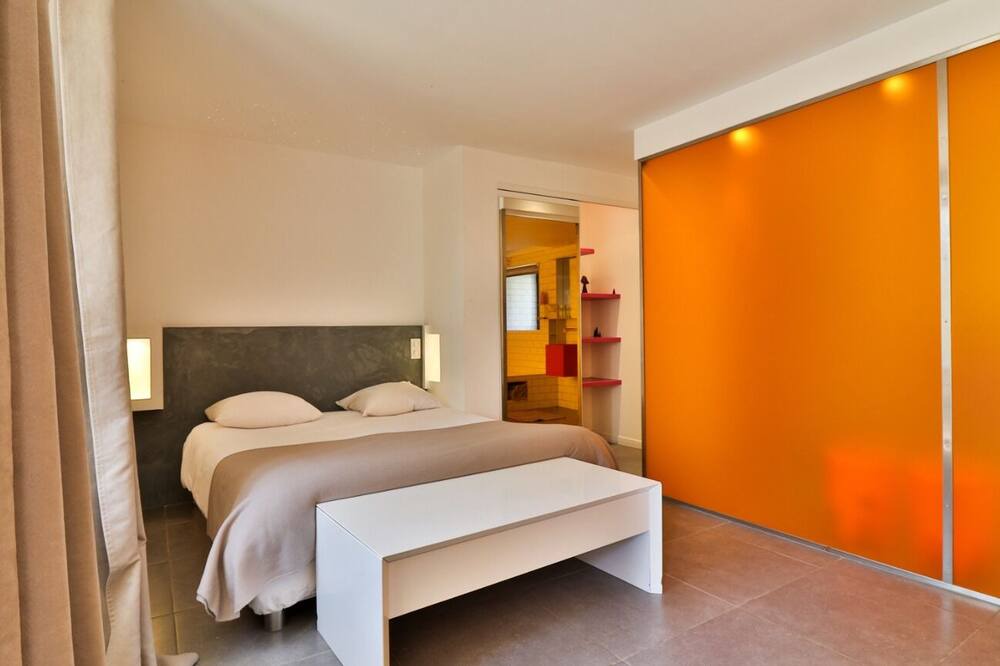 Photo of Bedroom in Vaison-la-Romaine