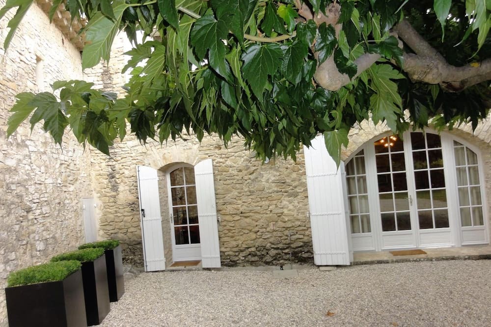 Photo of Outdoor in Faucon