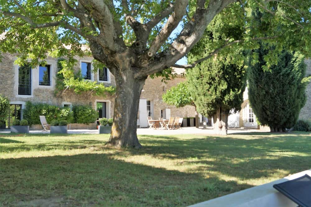 Photo of Outdoor in Faucon