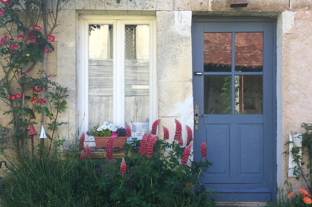 Photo of Outdoor in Levis