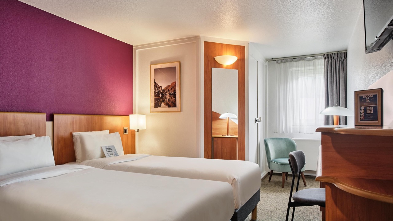 Photo of Bedroom in Les Ulis