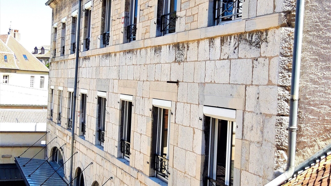 Photo of Bedroom in Besancon Old Town