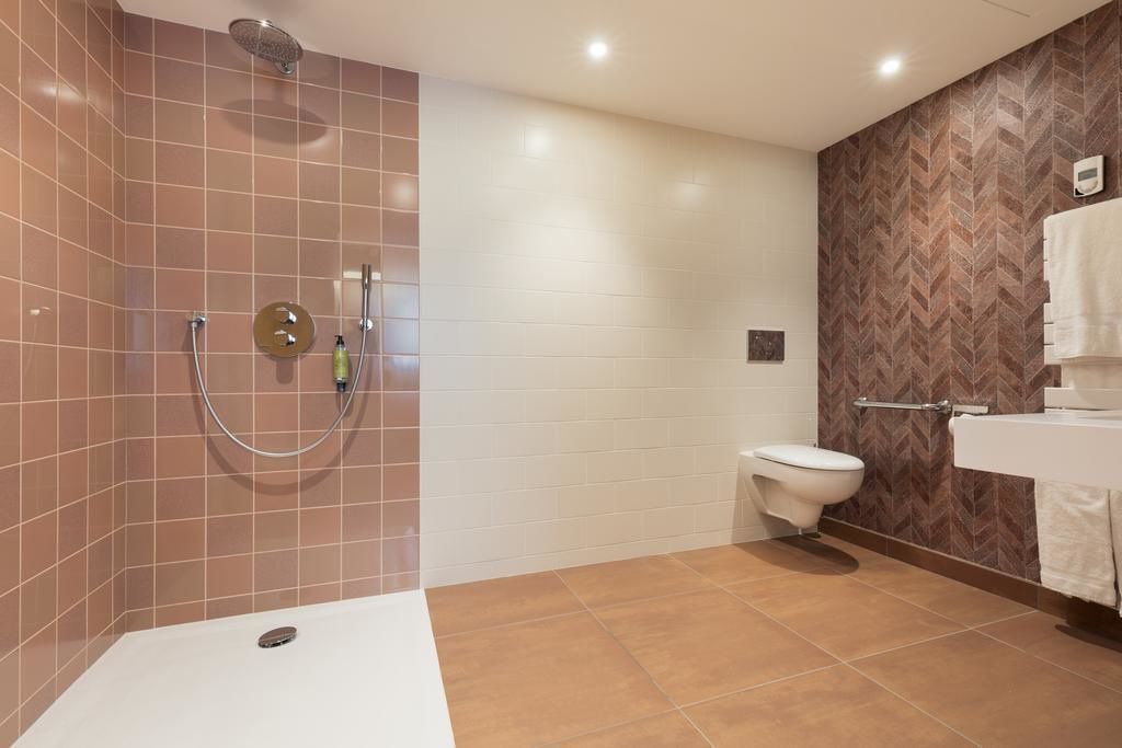 Photo of Bathroom in Lons-le-Saunier