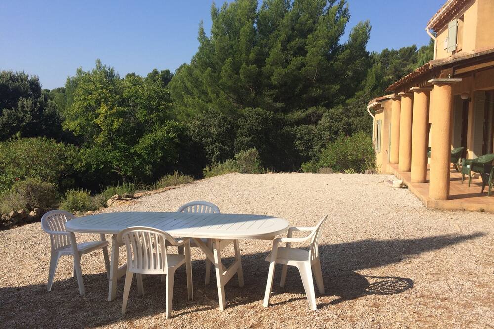 Photo of Patio Balcony in Le Barroux