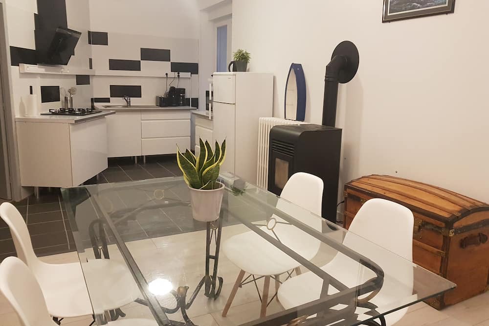 Photo of Kitchen in Charmois-l'Orgueilleux