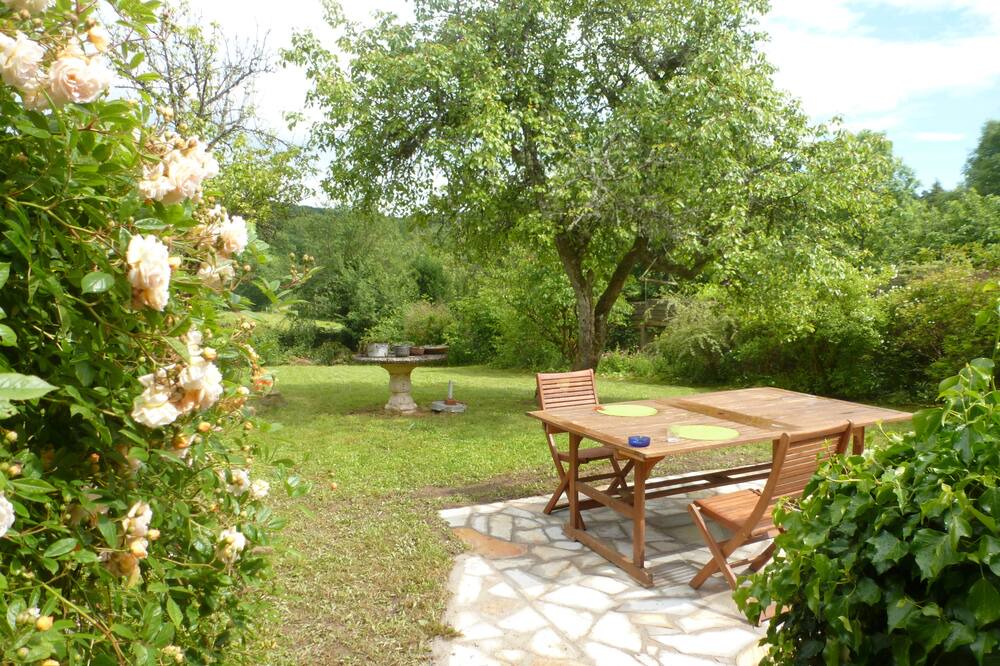 Photo of Outdoor in Blismes