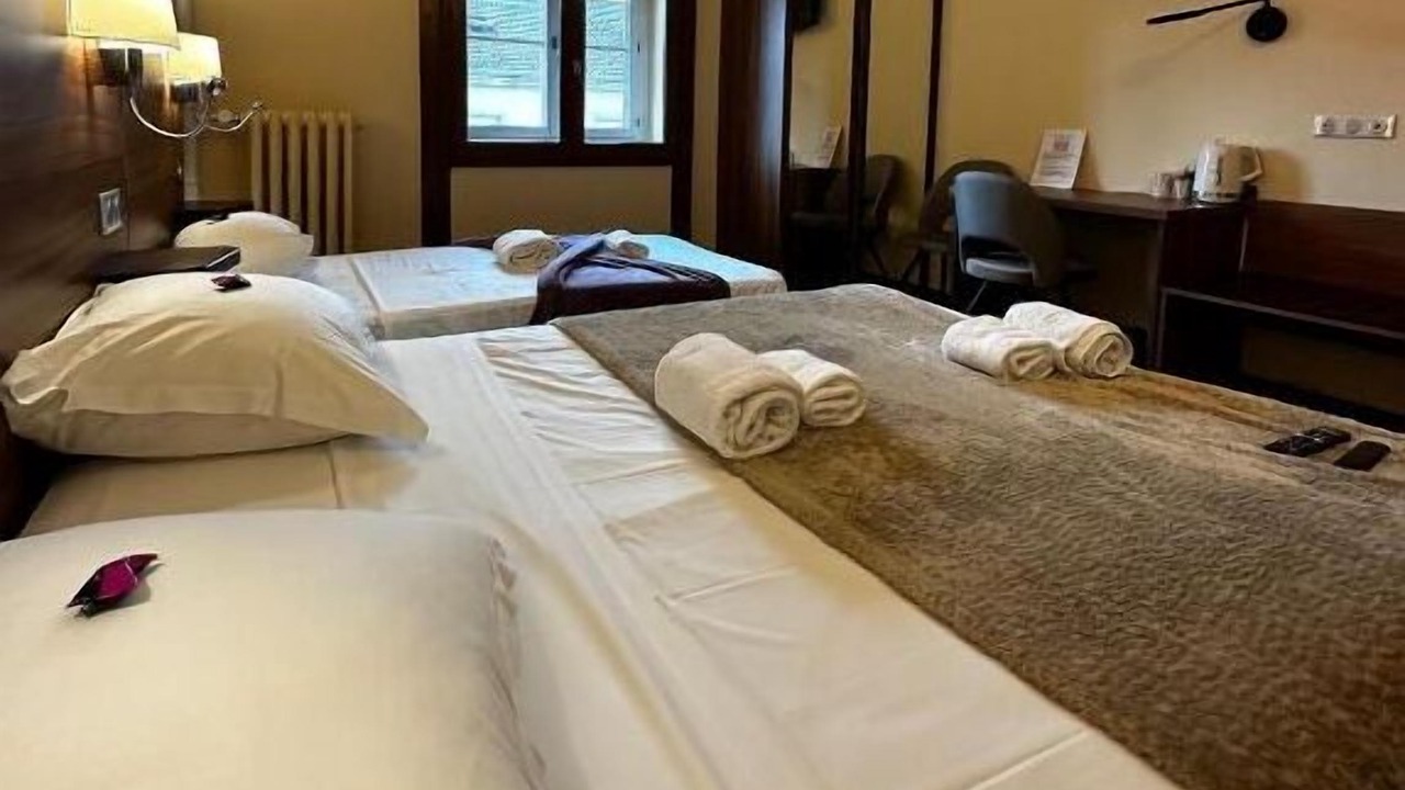 Photo of Bedroom in Lons-le-Saunier