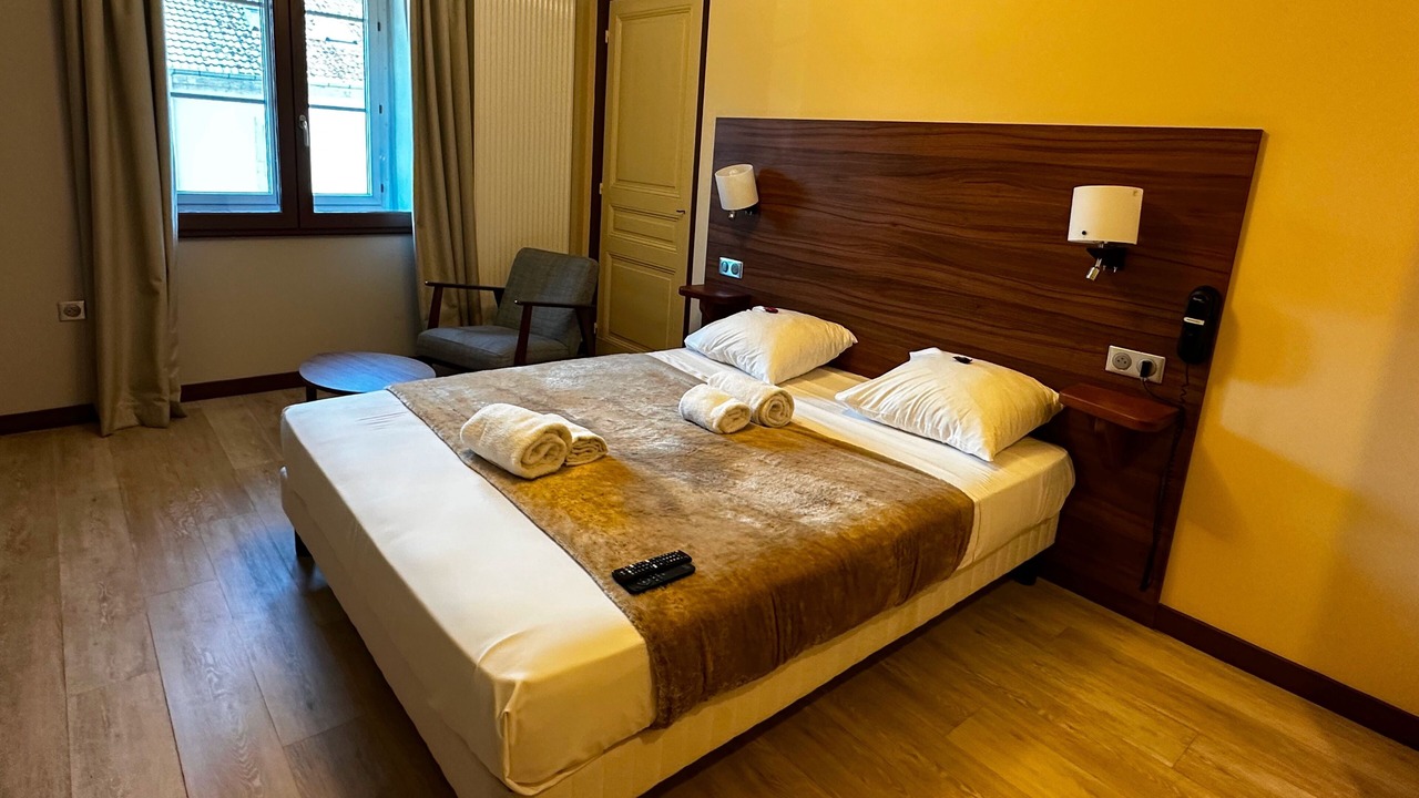 Photo of Bedroom in Lons-le-Saunier
