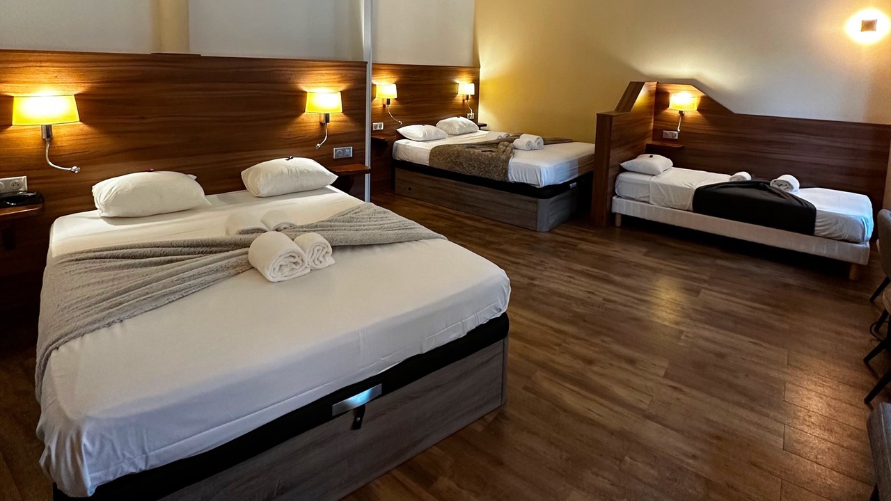 Photo of Bedroom in Lons-le-Saunier