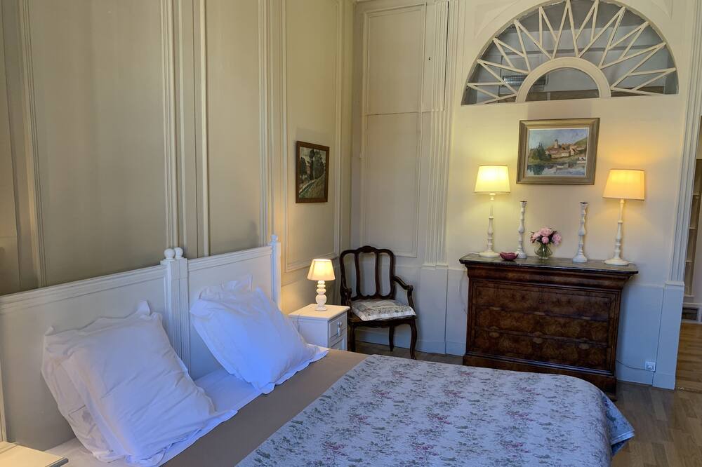 Photo of Bedroom in Besancon Old Town