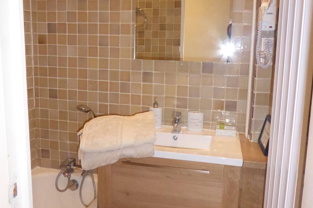 Photo of Bathroom in Besancon Old Town