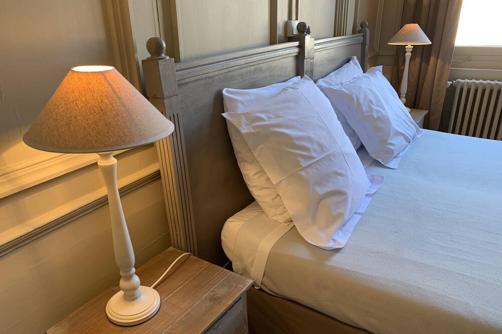 Photo of Bedroom in Besancon Old Town