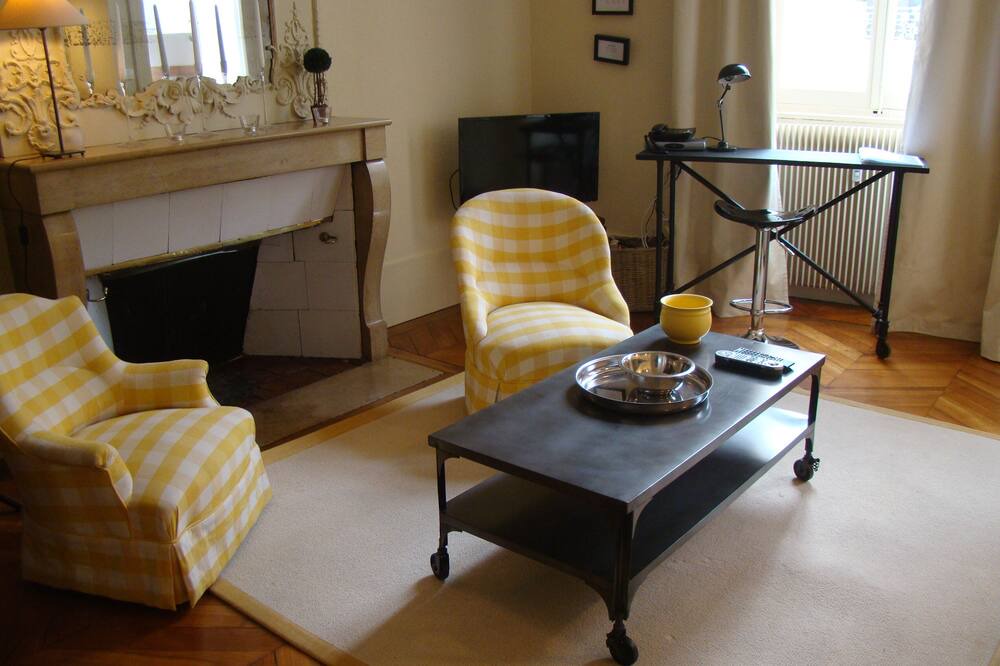 Photo of Livingroom in Besancon Old Town