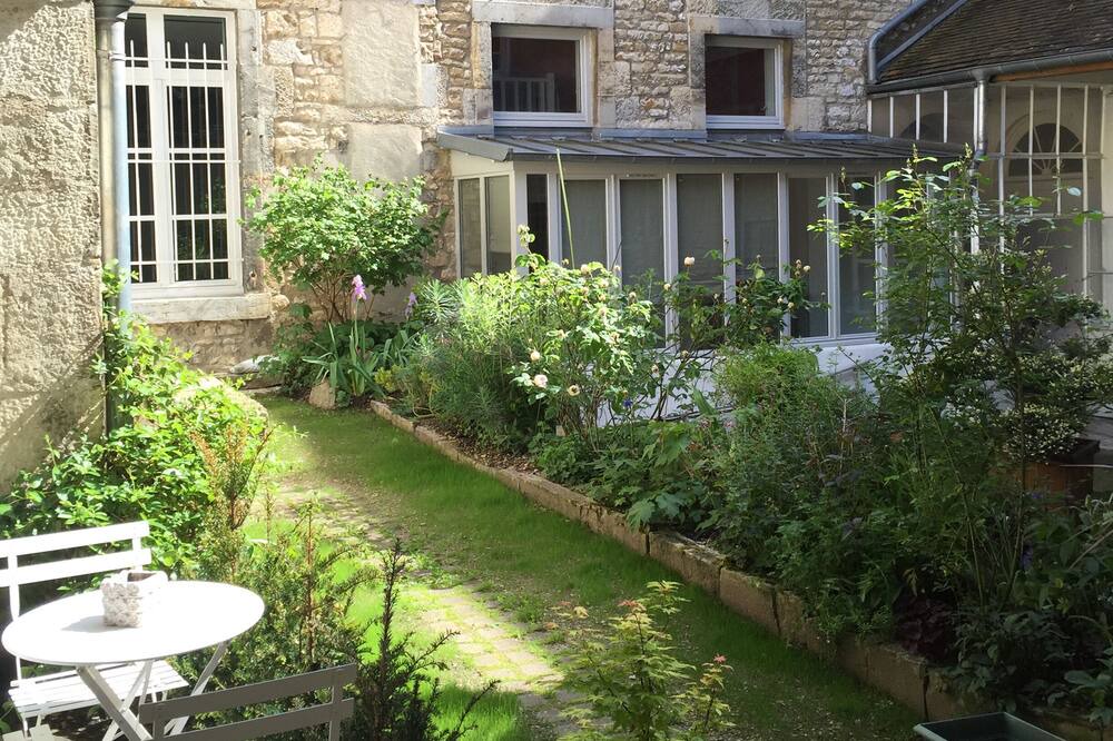 Photo of Outdoor in Besancon Old Town
