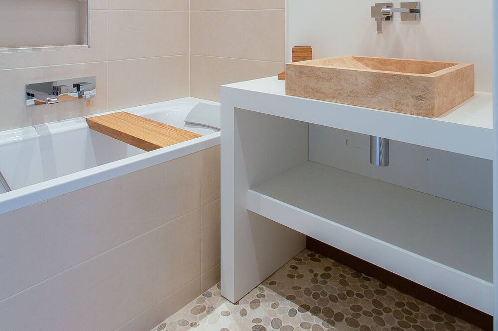 Photo of Bathroom in Cluny