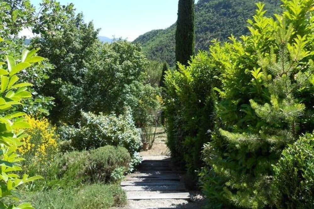Photo of Outdoor in Saint-Ferreol-Trente-Pas