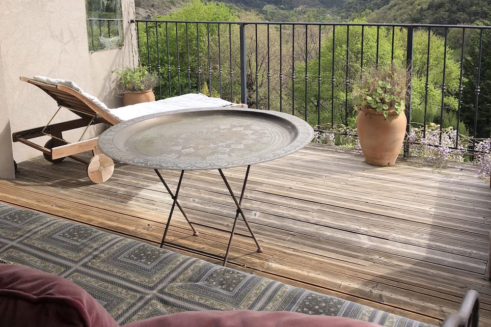Photo of Outdoor in Saint-Ferreol-Trente-Pas
