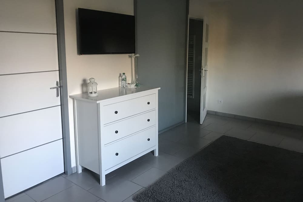 Photo of Bedroom in Vic-le-Comte