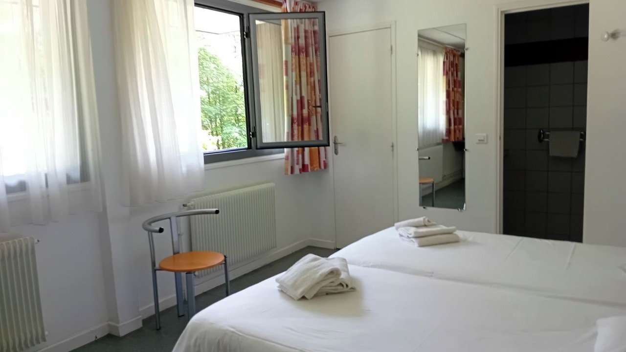 Photo of Bedroom in Saint-Jacques-des-Blats