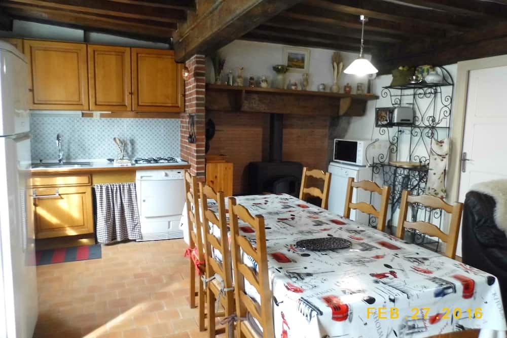 Photo of Kitchen in La Collancelle