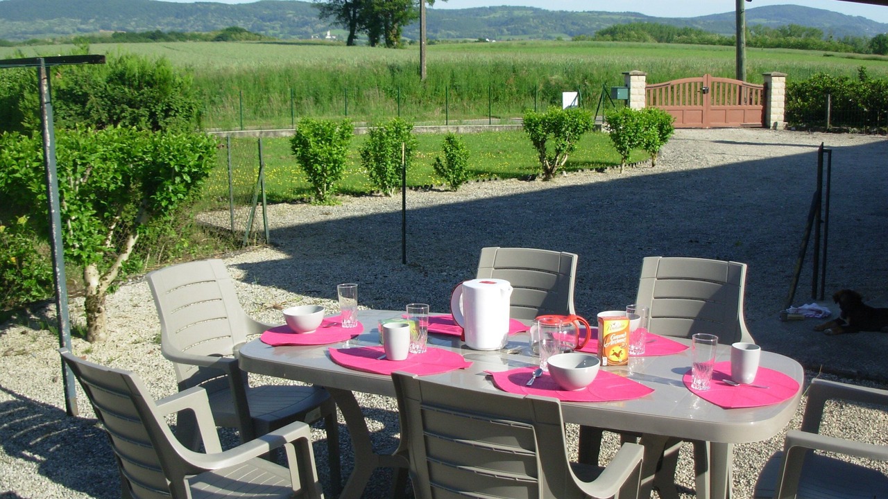 Photo of Patio Balcony in Flacey-en-Bresse