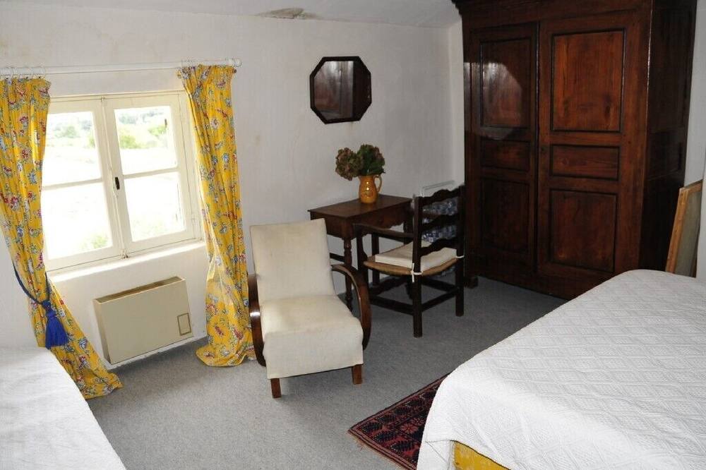 Photo of Bedroom in Colonzelle