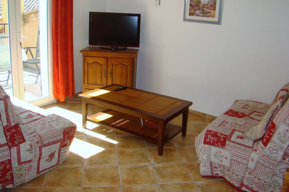 Photo of Livingroom in Mormoiron