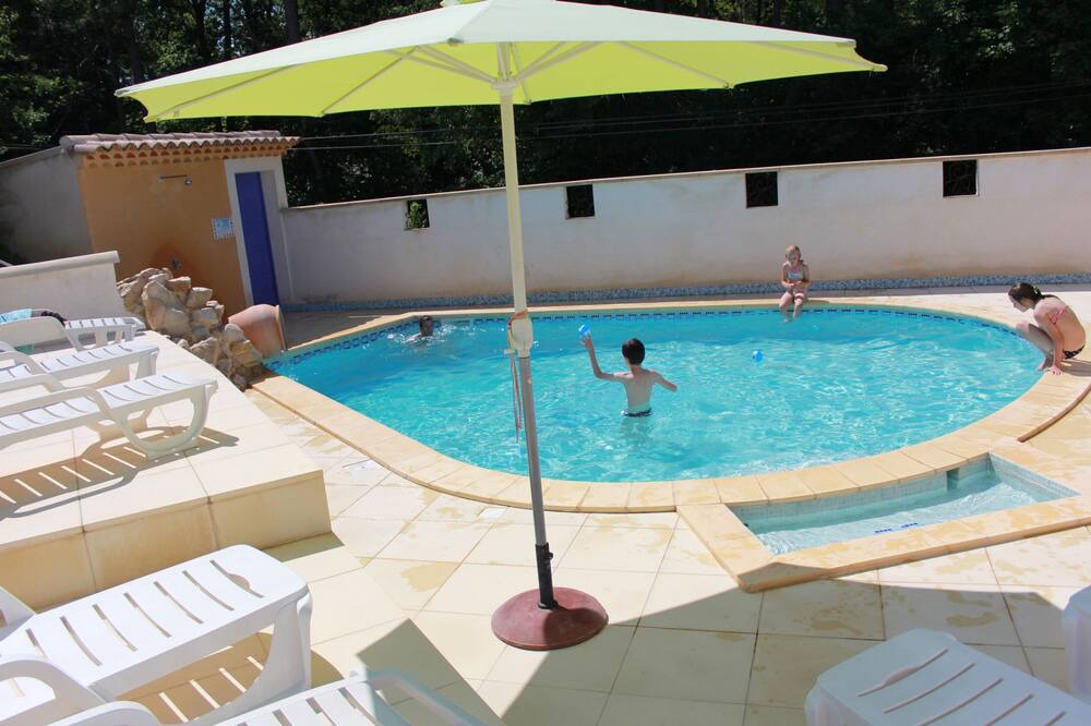 Photo of Outdoor in Mormoiron