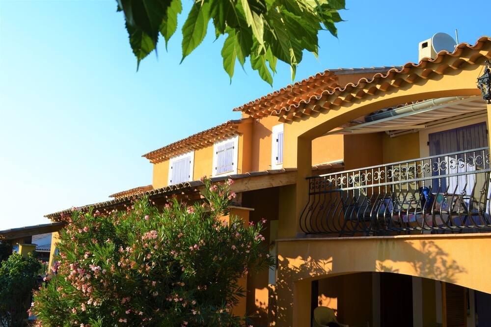 Photo of Outdoor in Mormoiron
