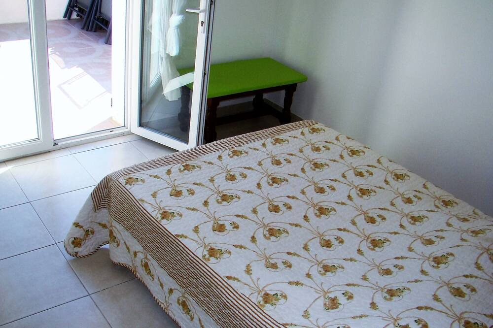 Photo of Bedroom in Mormoiron