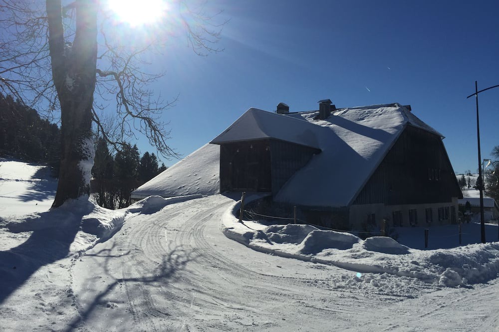 Photo of Outdoor in Les Hopitaux-Vieux