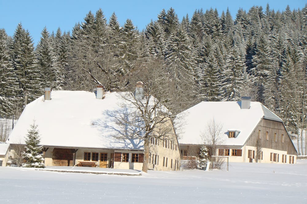 Photo of Outdoor in Les Hopitaux-Vieux