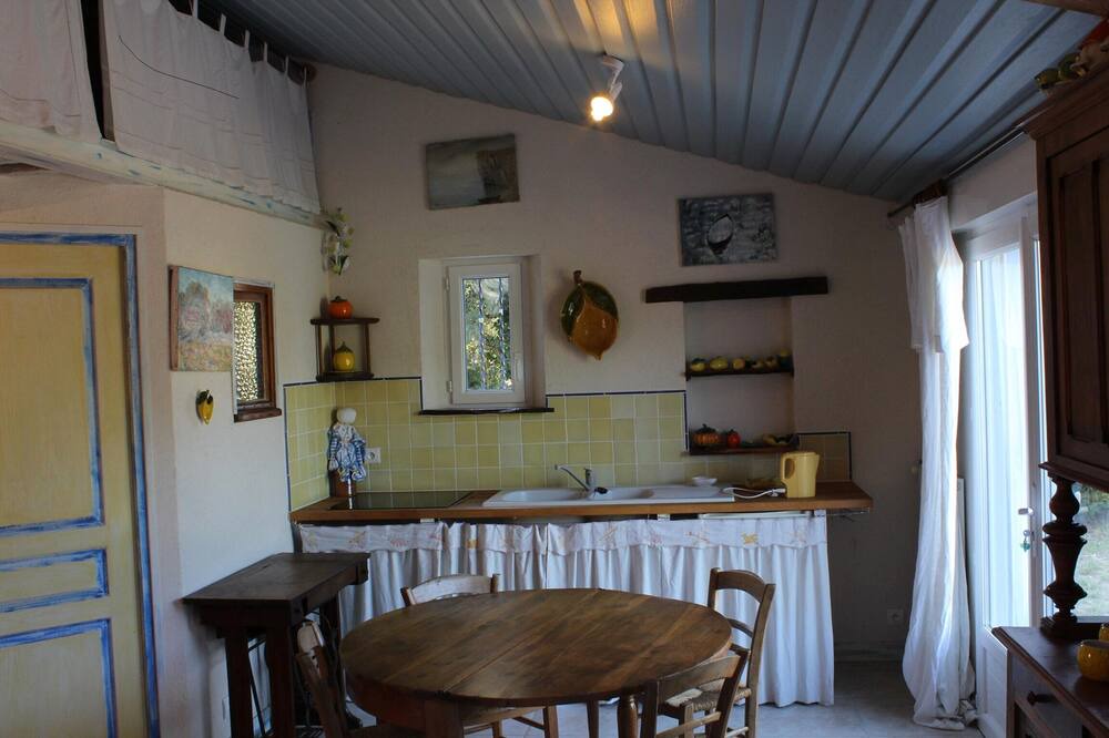 Photo of Kitchen in Richerenches