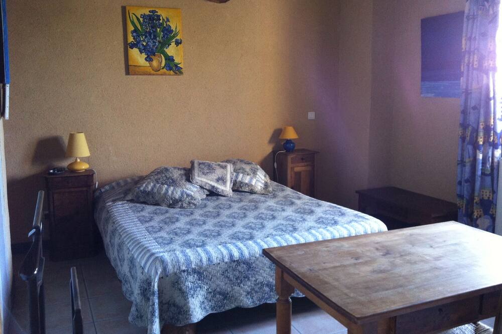 Photo of Bedroom in Richerenches