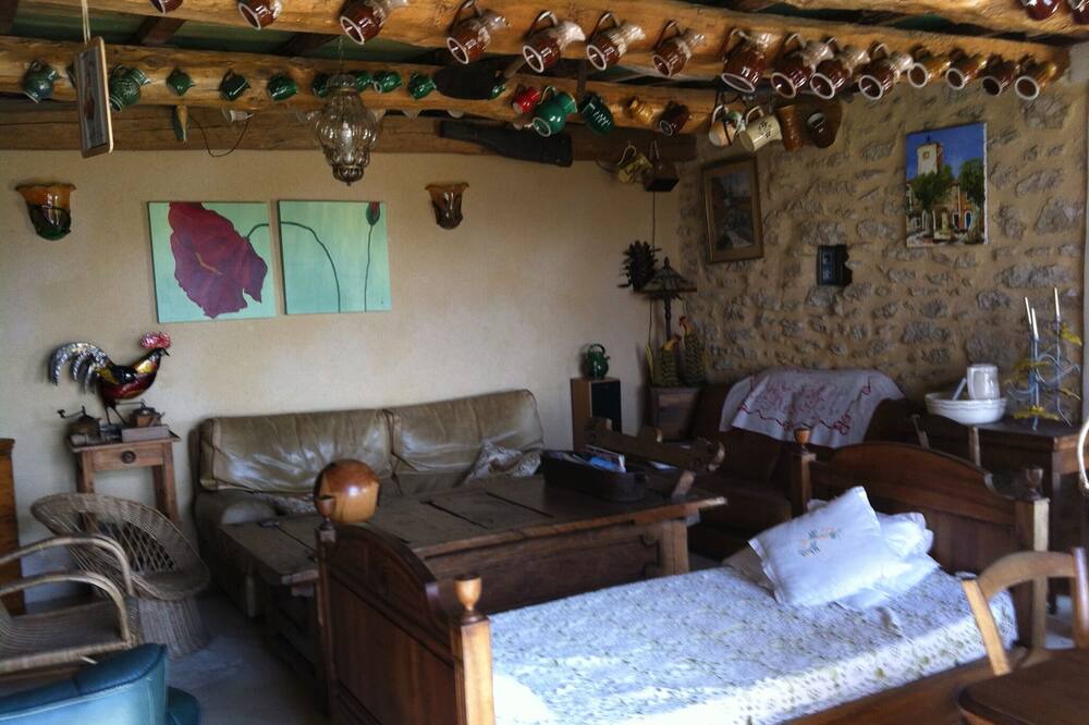 Photo of Livingroom in Richerenches