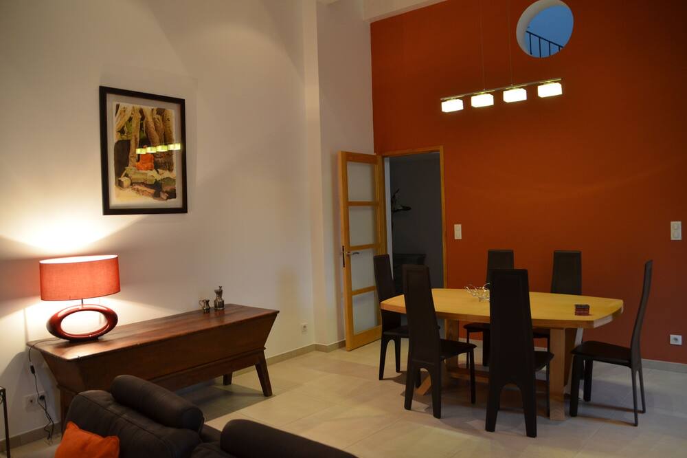 Photo of Livingroom in Saint-Maurice-d'Ibie