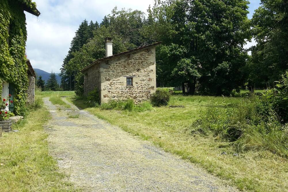 Photo of Outdoor in Bertignat