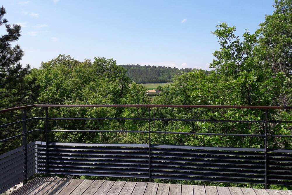 Photo of Patio Balcony in Manas