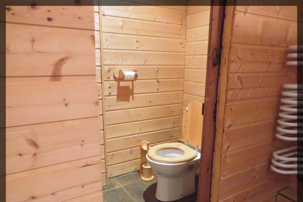 Photo of Bathroom in Montfaucon