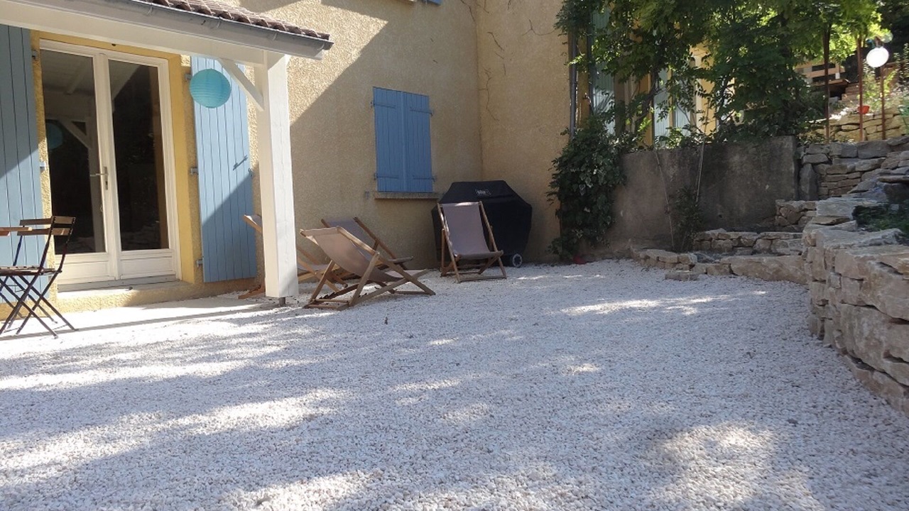 Photo of Patio Balcony in La Begude-de-Mazenc