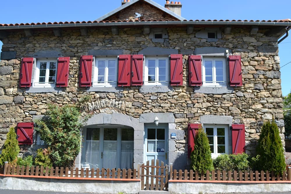Photo of Outdoor in Saint-Flour