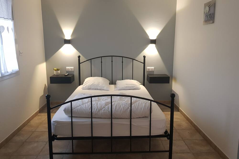 Photo of Bedroom in Visan